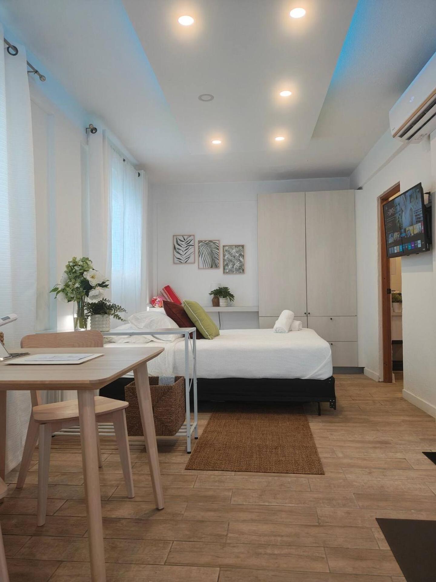 Amazing Group Near Beach, Nightlife For 18 * San Juan