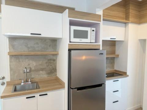 Villa Amazing Group Near Beach, Nightlife For 18 *
